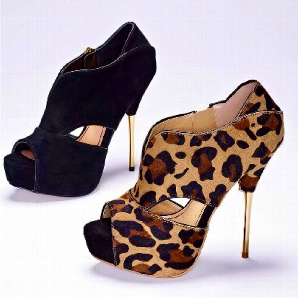 LEOPARD PRINT PLATFORM HEELS - CALF HAIR  — OPEN TOE — NEW — SIZES 5 - 6 - 7 - 9